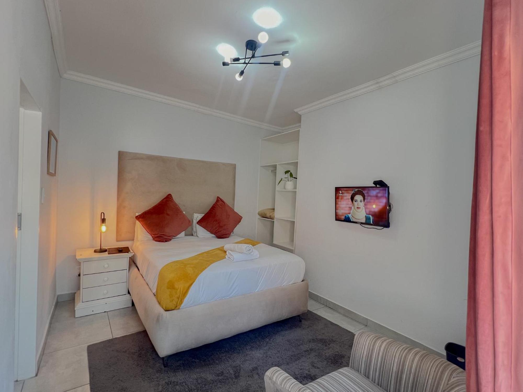 Amoris Guesthouse - In Brooklyn Pretoria-Noord Exteriör bild